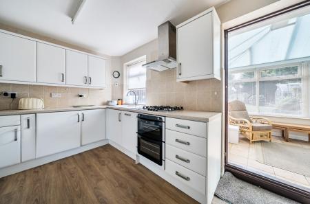 1354850-14-68c860...