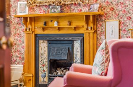 1360290-21-68d6aa...