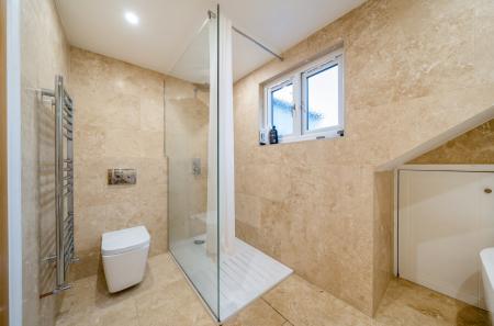 1366081-20-68fa07...