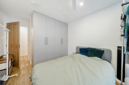 1366081-18-68fa0a...