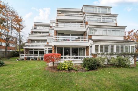 1374783-18-690898...