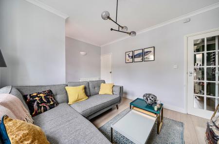 1397775-17-696565...