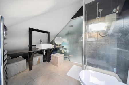 1400306-4-6973adf...