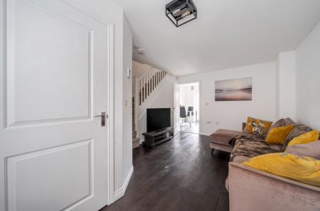 1409387-6-6985ce5...