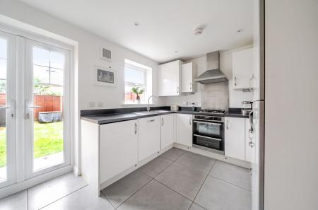 1409387-8-6985ce6...