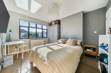 1419963-11-699f48...