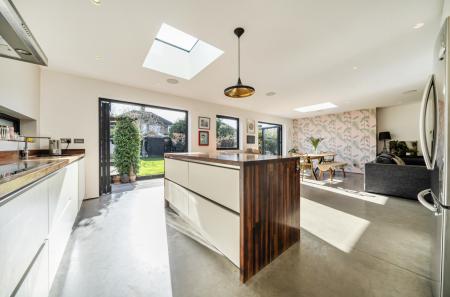 1419963-25-699f4b...