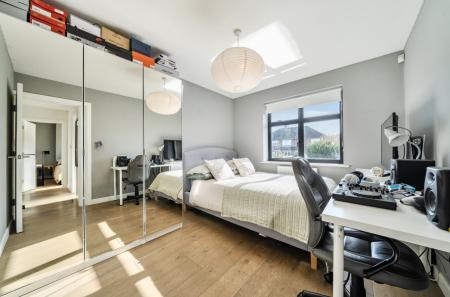 1419963-13-699f48...