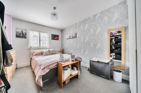 1429037-1-69c2bf8...