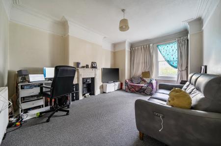 1418852-2-699c69d...