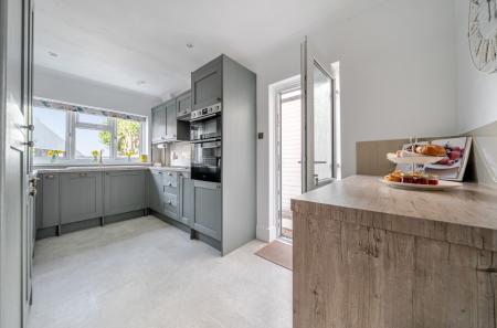 1418777-13-69a9a6...