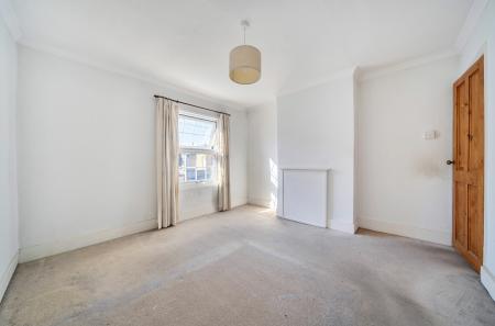 1435299-11-69d4c0...