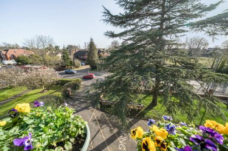 1415736-21-699f42...