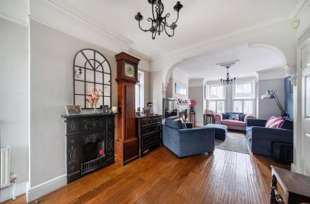 1421459-6-69b4469...