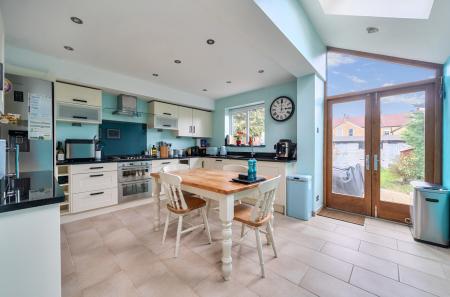 1421459-11-69b446...