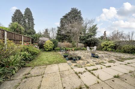 1429398-5-69b41db...