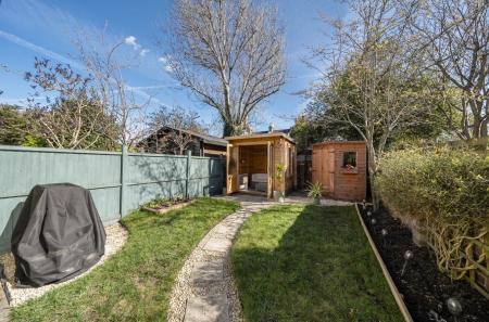 1435112-12-69c569...