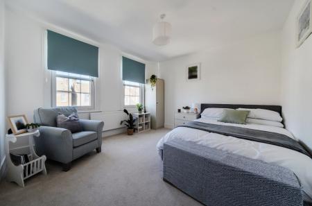 1435112-13-69c569...