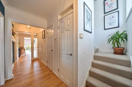 1410488-3-69af12c...