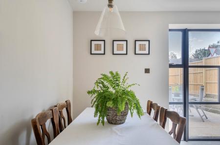 1430528-8-69b30be...