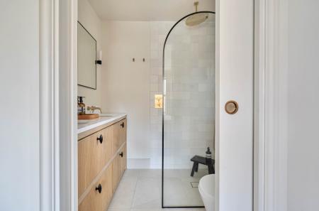 1430528-4-69b30ba...