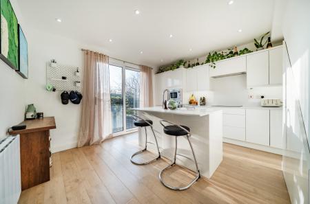 1423833-1-69a869f...