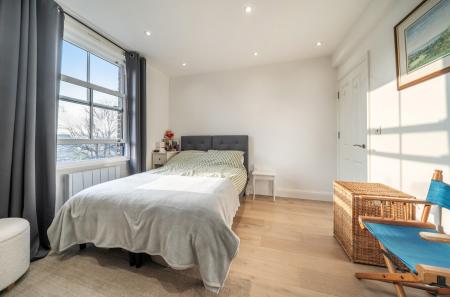 1423833-13-69a86c...