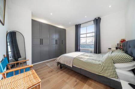 1423833-11-69a86c...