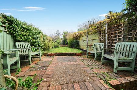 1431451-14-69b7f5...