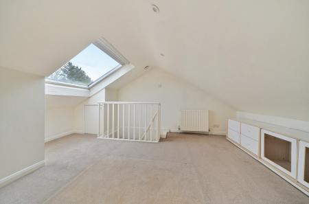 1431451-3-69b7f4b...