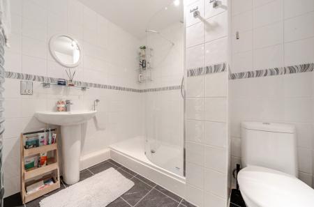1478840-18-6a2bd5...