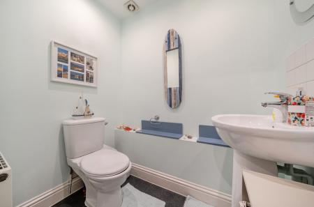 1478840-12-6a2bd4...