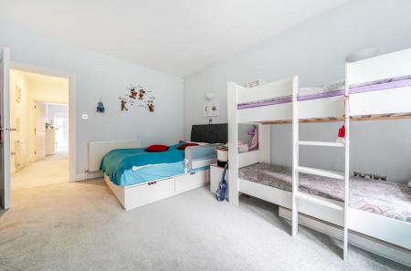 1478840-21-6a2bd5...