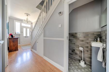 1449374-2-69eba35...