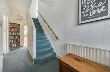 1403176-11-697a12...