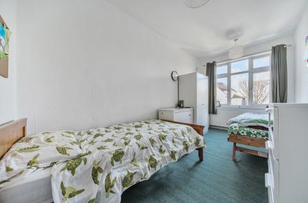 1403176-10-697a12...