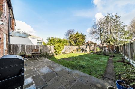 1403176-21-697a12...