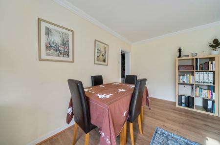 1415747-8-6994c18...