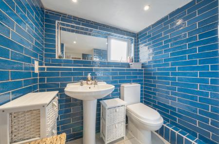 1415747-10-6994c1...