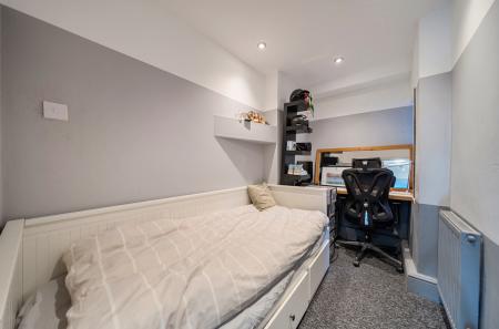 1415747-12-6994c1...