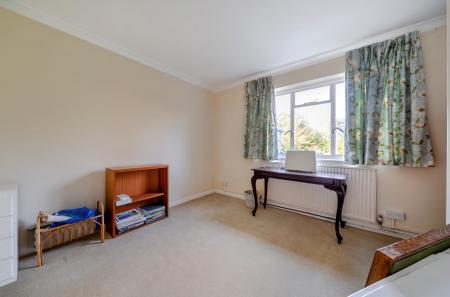 1406884-4-6979f41...