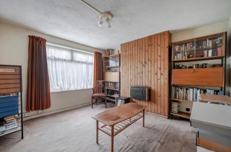 1415433-9-69975a1...