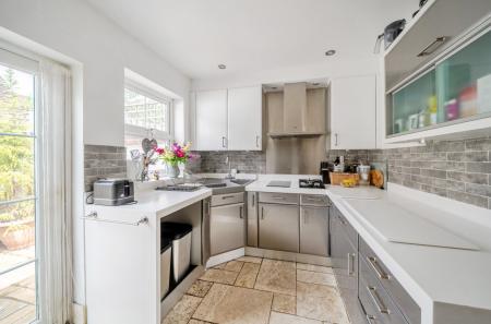 1309356-12-685a8e...