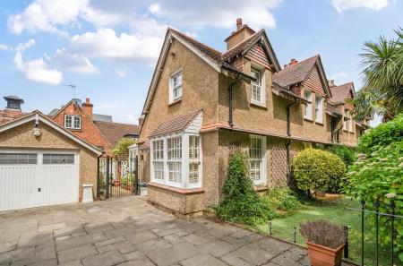 1309356-2-685a8de...