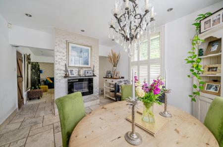 1309356-16-685a8e...