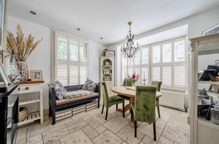 1309356-18-685a8e...