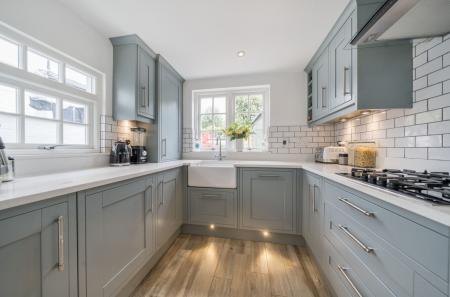 1360539-23-68de7a...