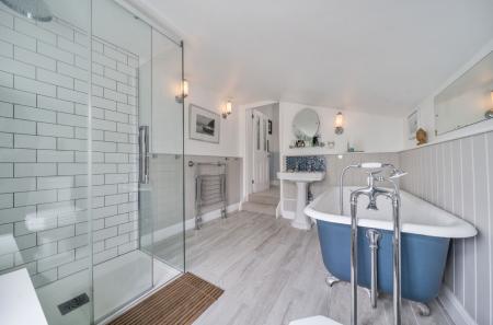 1360539-16-68de79...