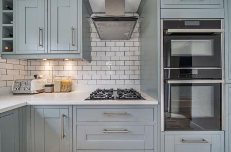 1360539-24-68de7a...