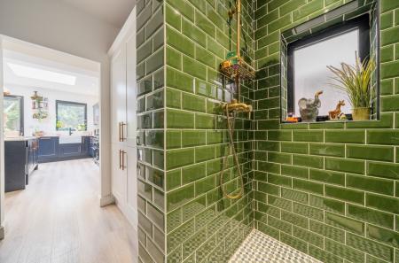 1369092-13-68f259...